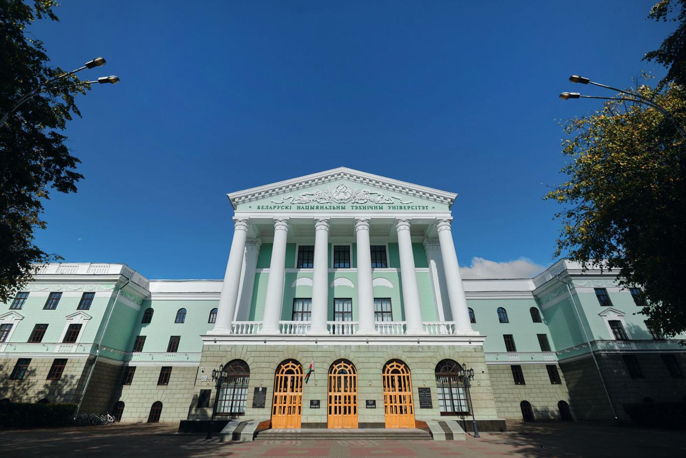 Студент, успей подать документы! Порядок и условия предоставления скидок на обучение на 2025/26 учебный год